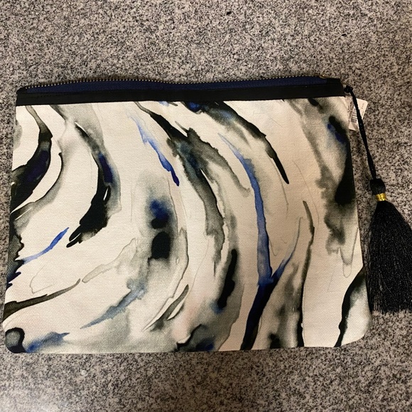 Paper source tie-dye zippered pouch - Picture 1 of 5